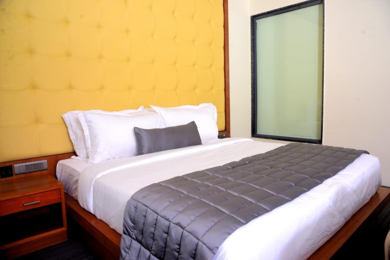 Global Village Luxury Resorts Chikmagalūr Exterior foto